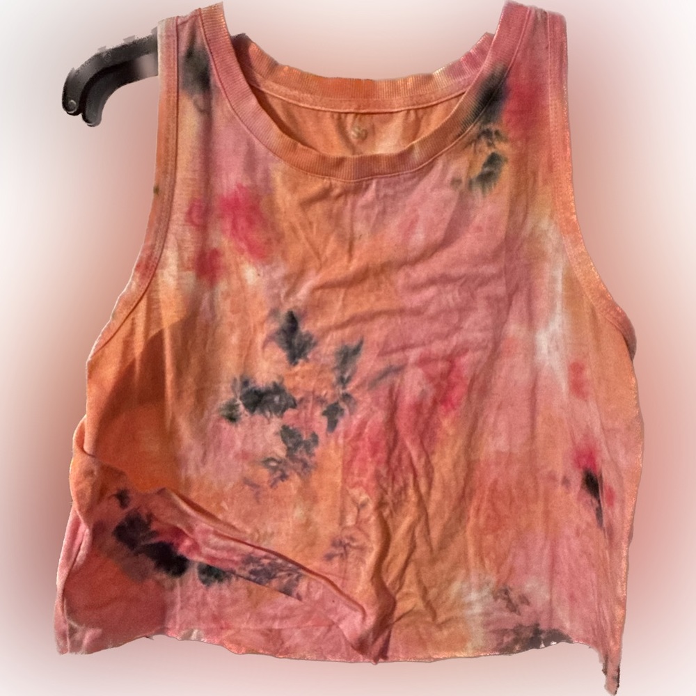 SO tie dye cropped tank (L)